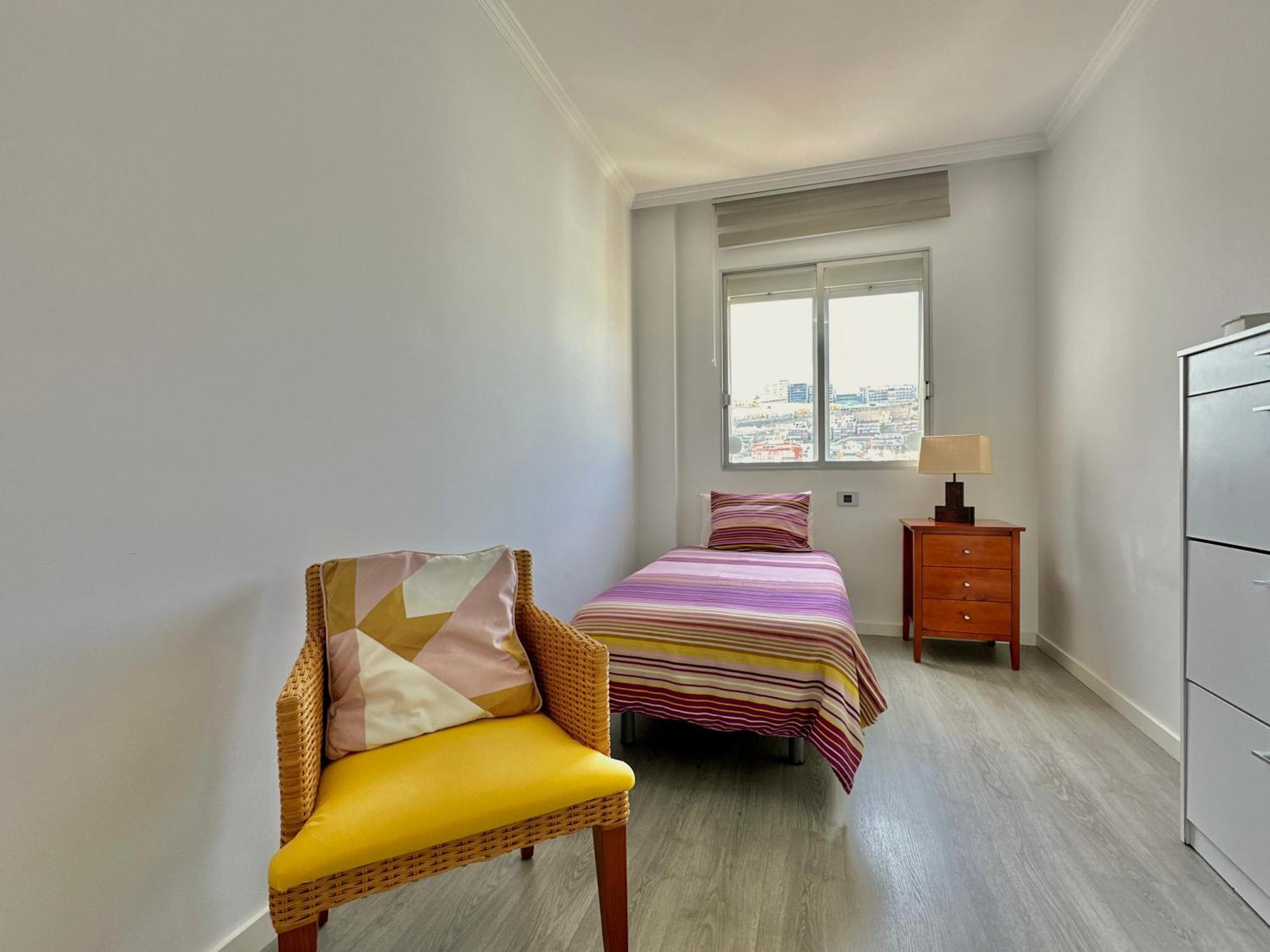 Hostiguest Coliving Leon Y Castillo Las Palmas de Gran Canaria Exterior photo