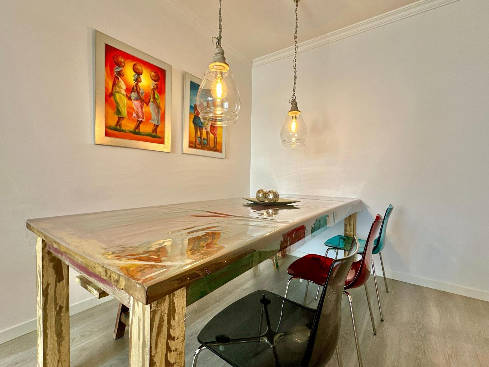 Hostiguest Coliving Leon Y Castillo Las Palmas de Gran Canaria Exterior photo